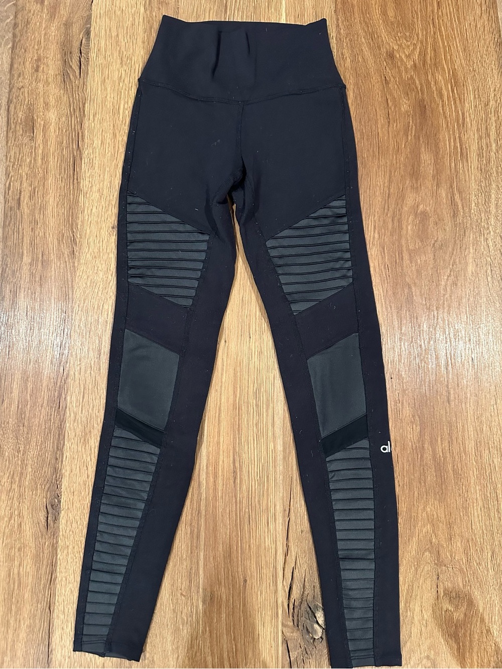 ALO Yoga Black Paneled Ribbed Leggings